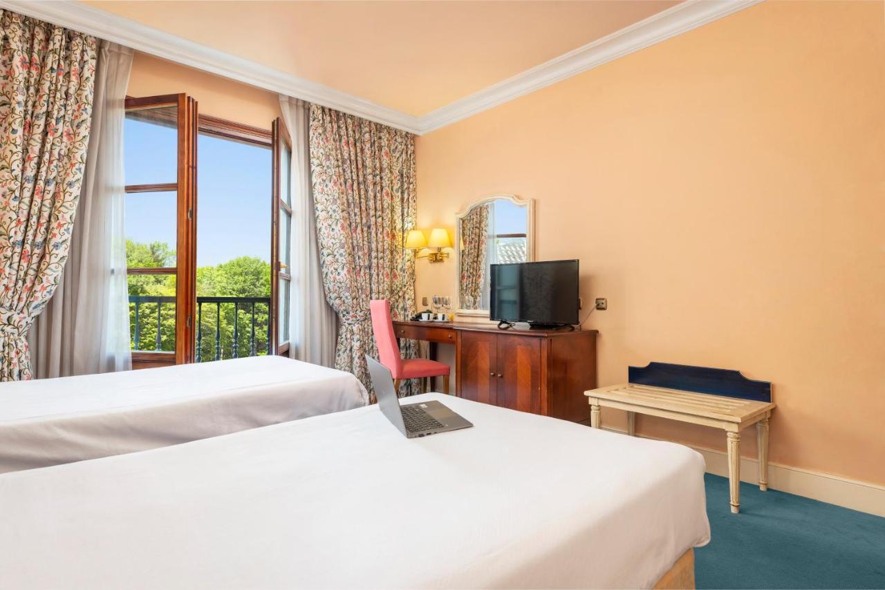 Hospedium Hotel Blu Sondika Eksteriør billede